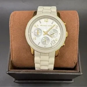 MICHAEL KORS MK5145 White Polyurethane Runway Chronograph 38mm Women’s Watch c513c42c-b9b5-4e5a-ae0b-  main image 3